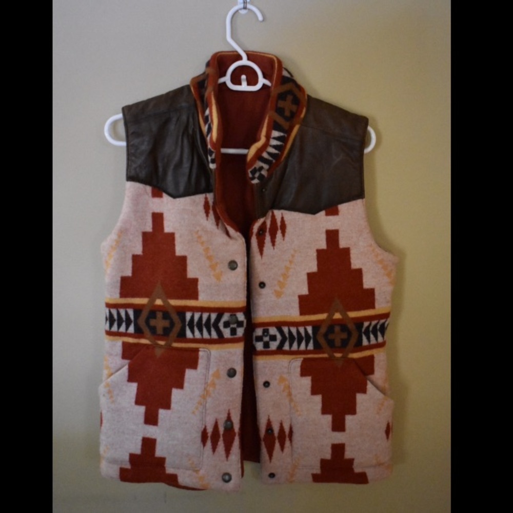 Orvis Aztec Print Vest - Unique and Cozy